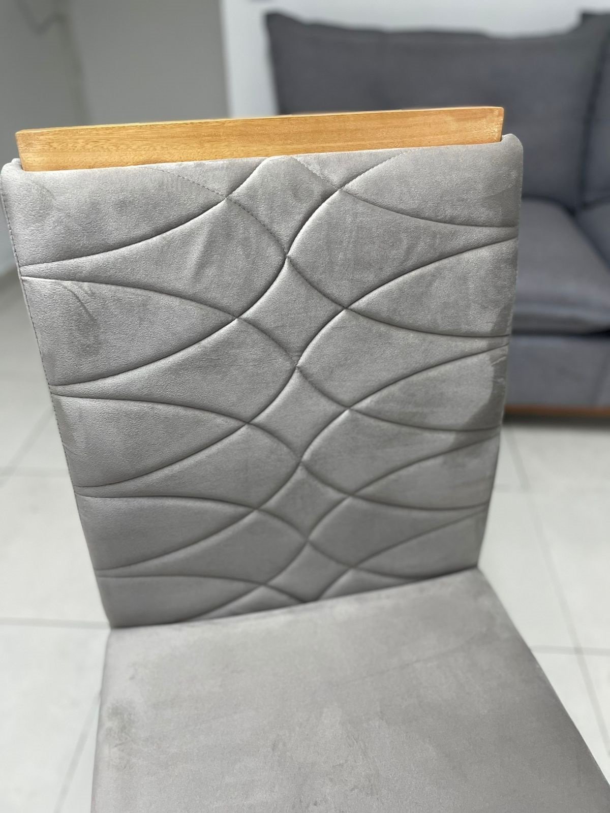 Kit 2 Cadeiras Safira Mel/Veludo Bege – WM DECOR - Imagem 4