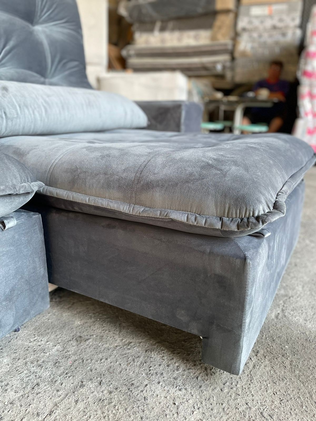 Sofá Retrátil e Reclinável Malu 2,50 m Cinza Grafite – D’VITRINE ESTOFADOS - Imagem 6