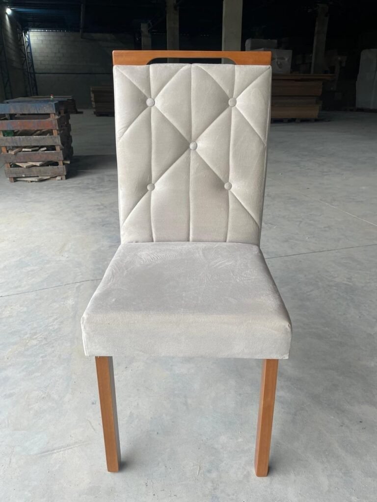 Mesa Ayres 120 Mel/Off White com 4 Cadeiras Yasmim Veludo Bege – VIEIRA DECOR - Imagem 2