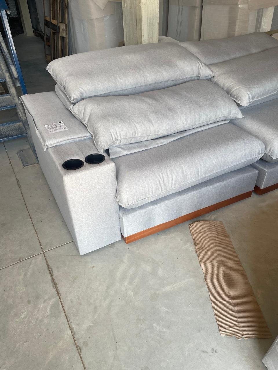 Sofá Retrátil e Reclinável Grazi 2,50 m Linho Cinza 3125 - UNIART ESTOFADOS - Imagem 4