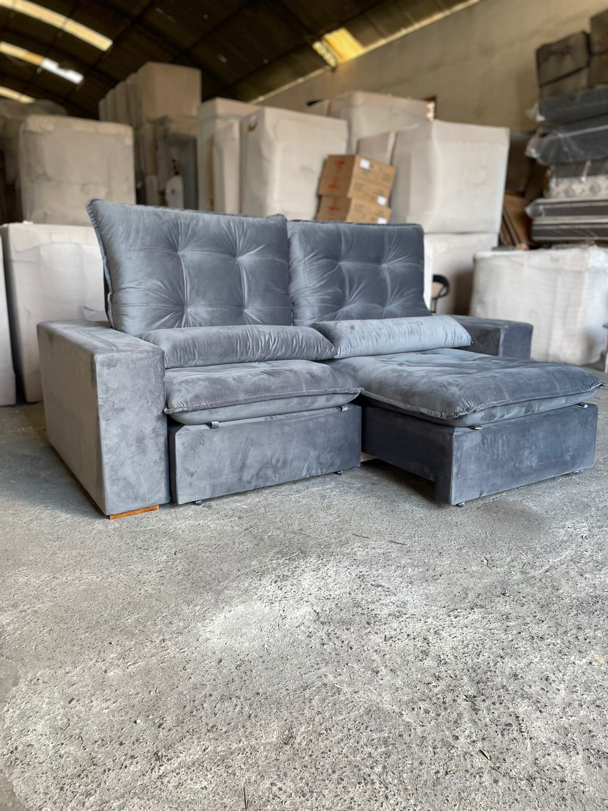 Sofá Retrátil e Reclinável Malu 2,90 m Cinza Grafite – D’VITRINE ESTOFADOS - Imagem 3