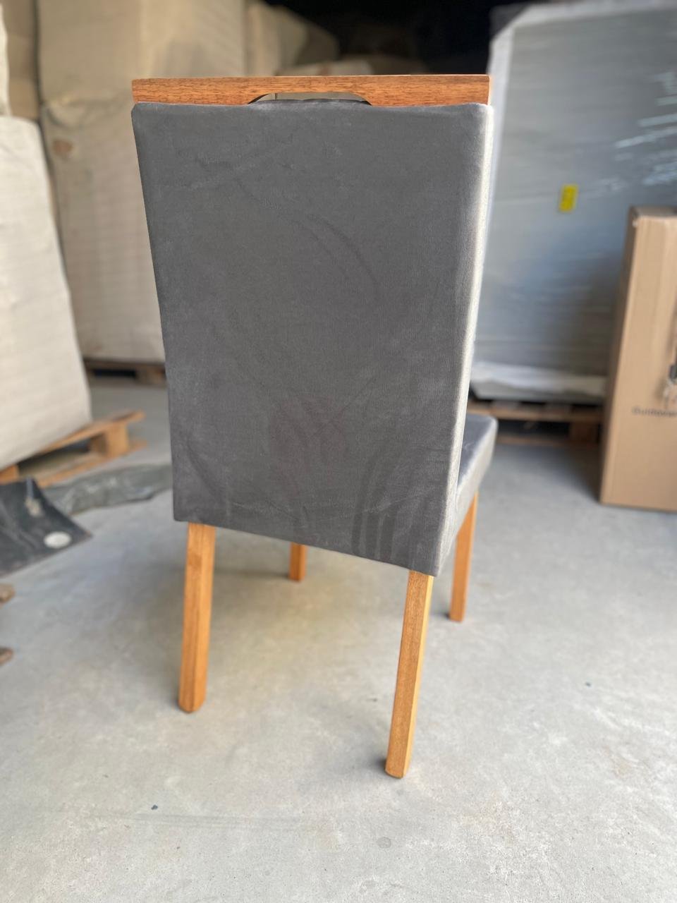 Kit 2 Cadeiras Pandora 01 Imbuia Mel/Veludo Cinza Grafite 414 - CARVALHO DECOR - Imagem 4