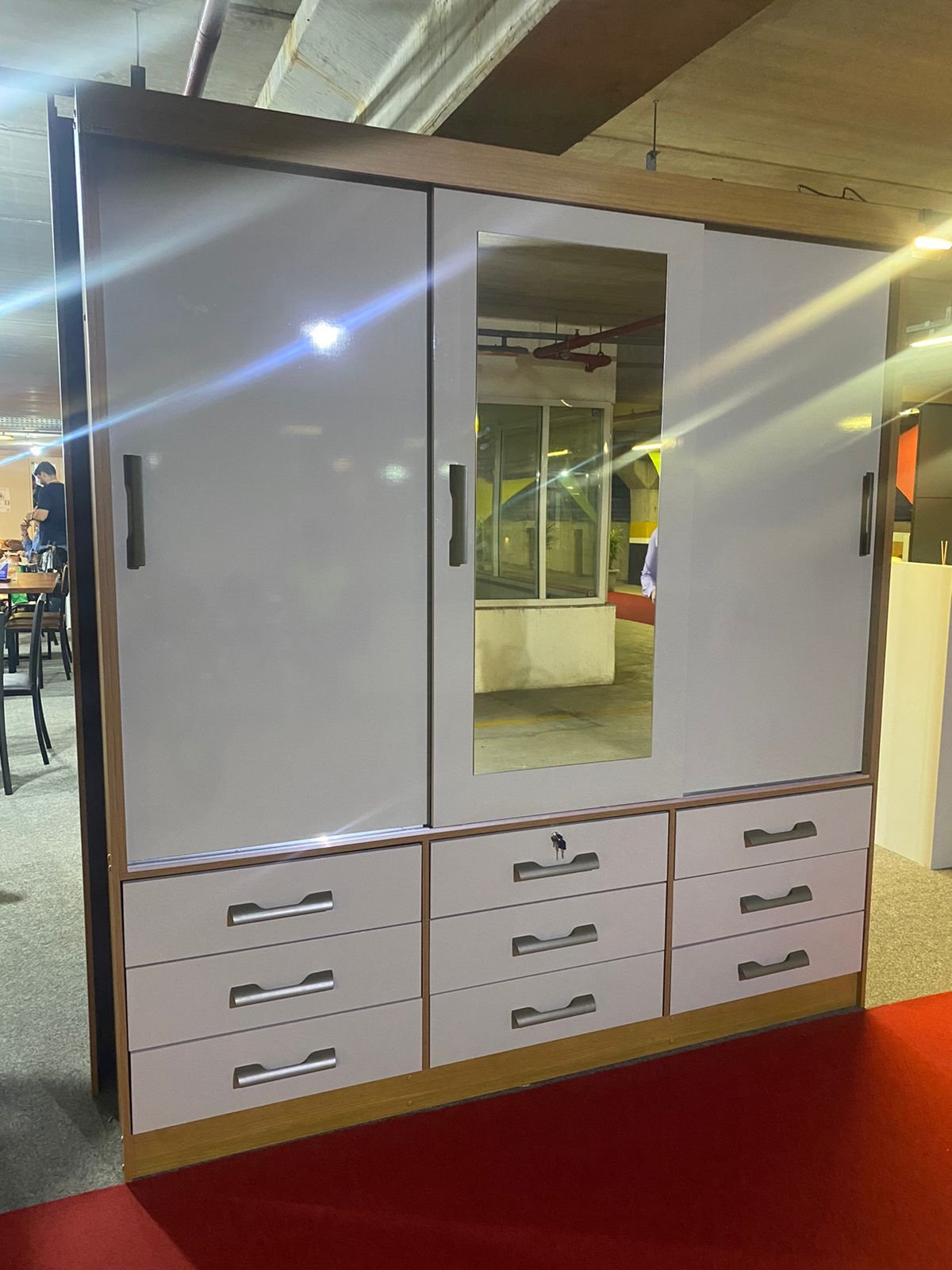 Guarda-Roupa 3 Portas Meridian 2,00 m Cinamono/Off White - D'DORO MÓVEIS - Imagem 4