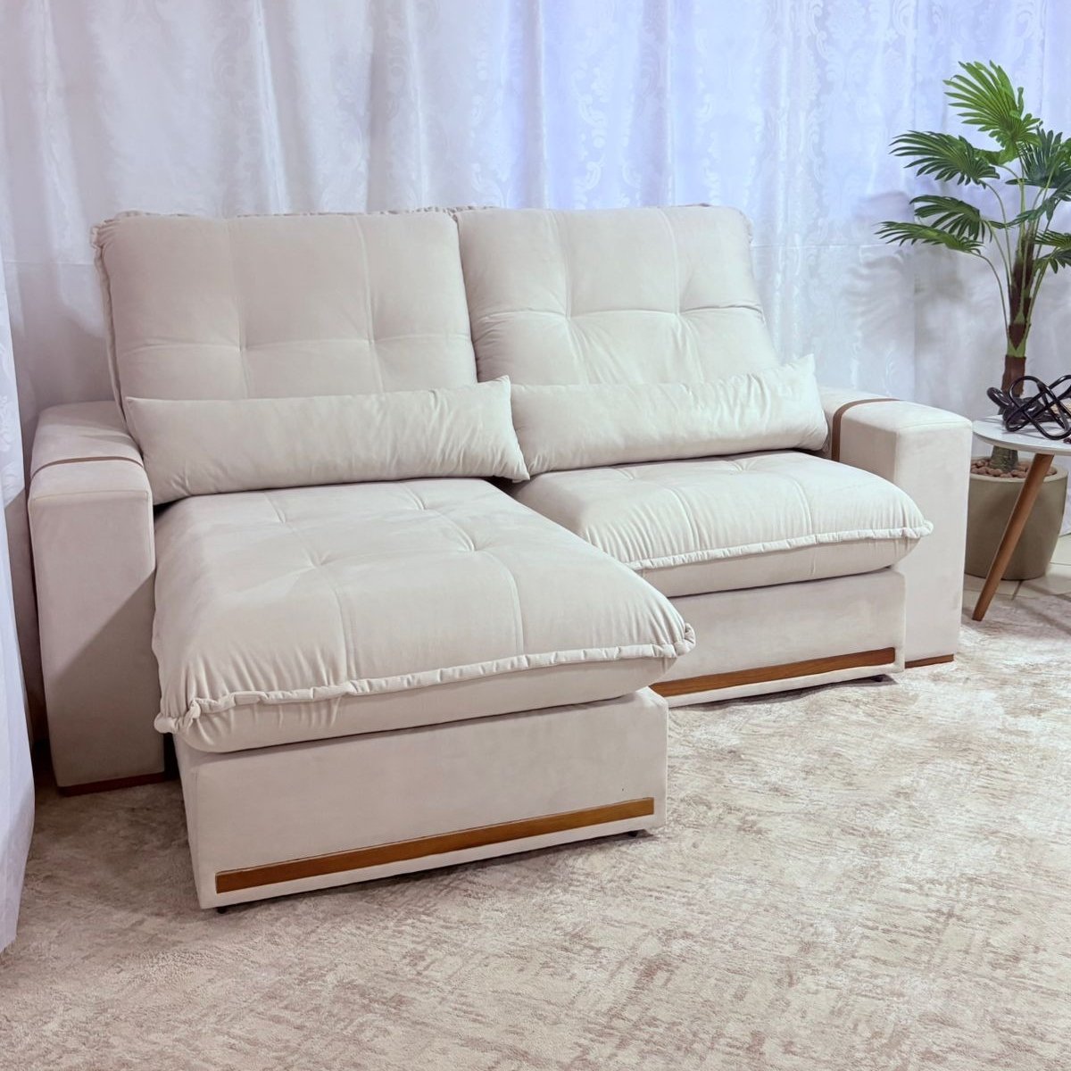 Sofá Retrátil e Reclinável Hórus 2,00 m Veludo Bege 106 - ZARAT ESTOFADOS - Imagem 2