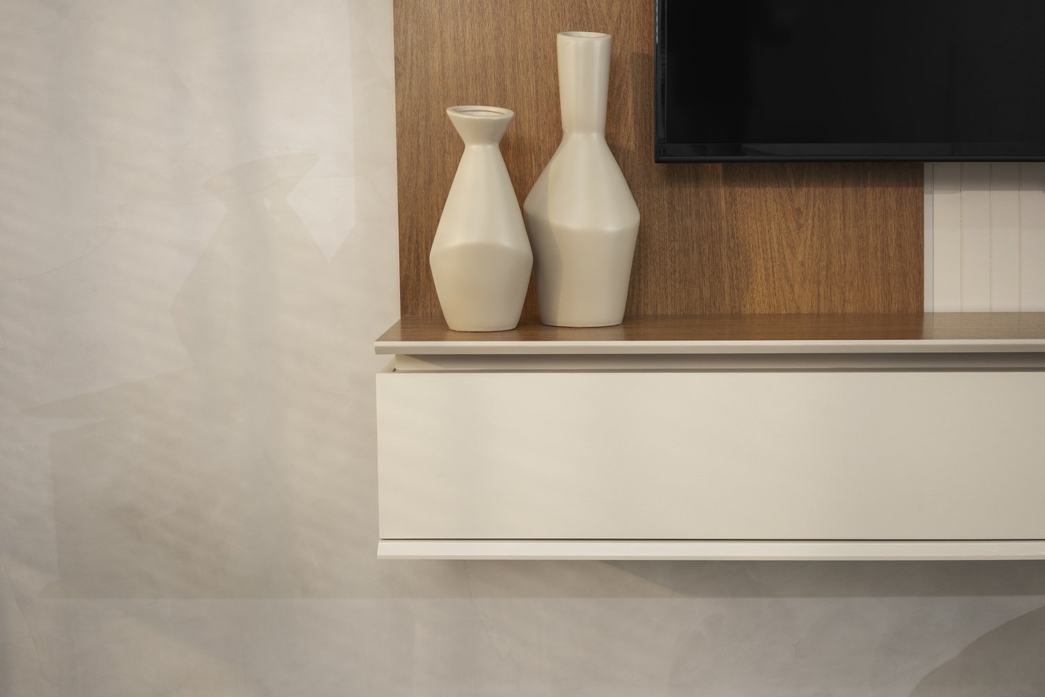 Painel Home até 65" Friburgo Nature/Off White - LINEA BRASIL - Imagem 6