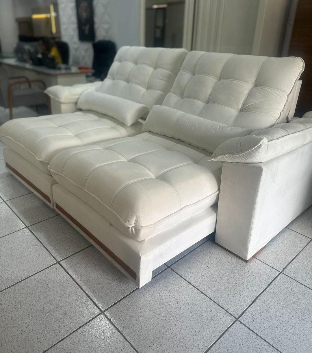 Sofá Retrátil e Reclinável Hércules/Zurique 2,90 m Veludo Marfim - VICAM ESTOFADOS - Imagem 2