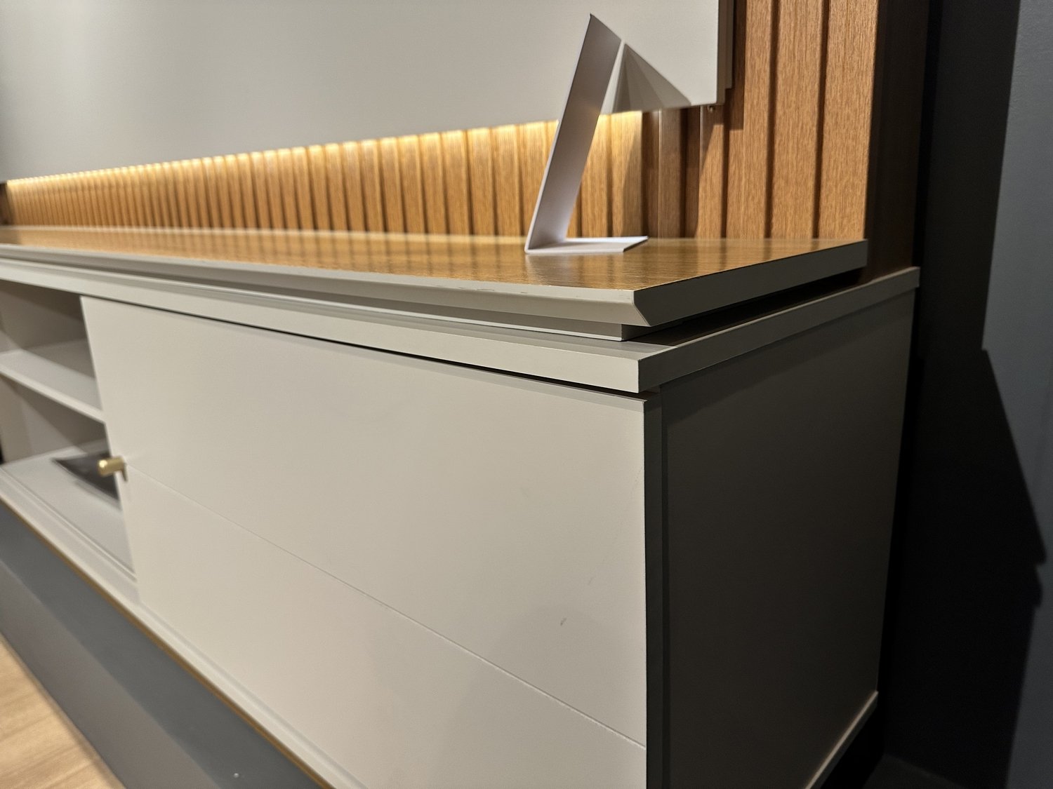 Home até 75" Guararapes Nature/Off White - LINEA BRASIL - Imagem 5