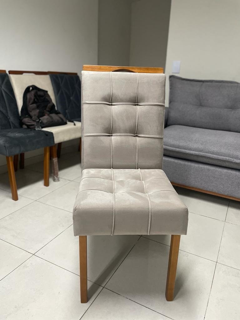 Mesa Atlas Mel/Off White Canto Barril 120×90 com 4 Cadeiras Sophia Mel/Veludo Bege – ART ASSENTOS + WM DECOR - Imagem 2