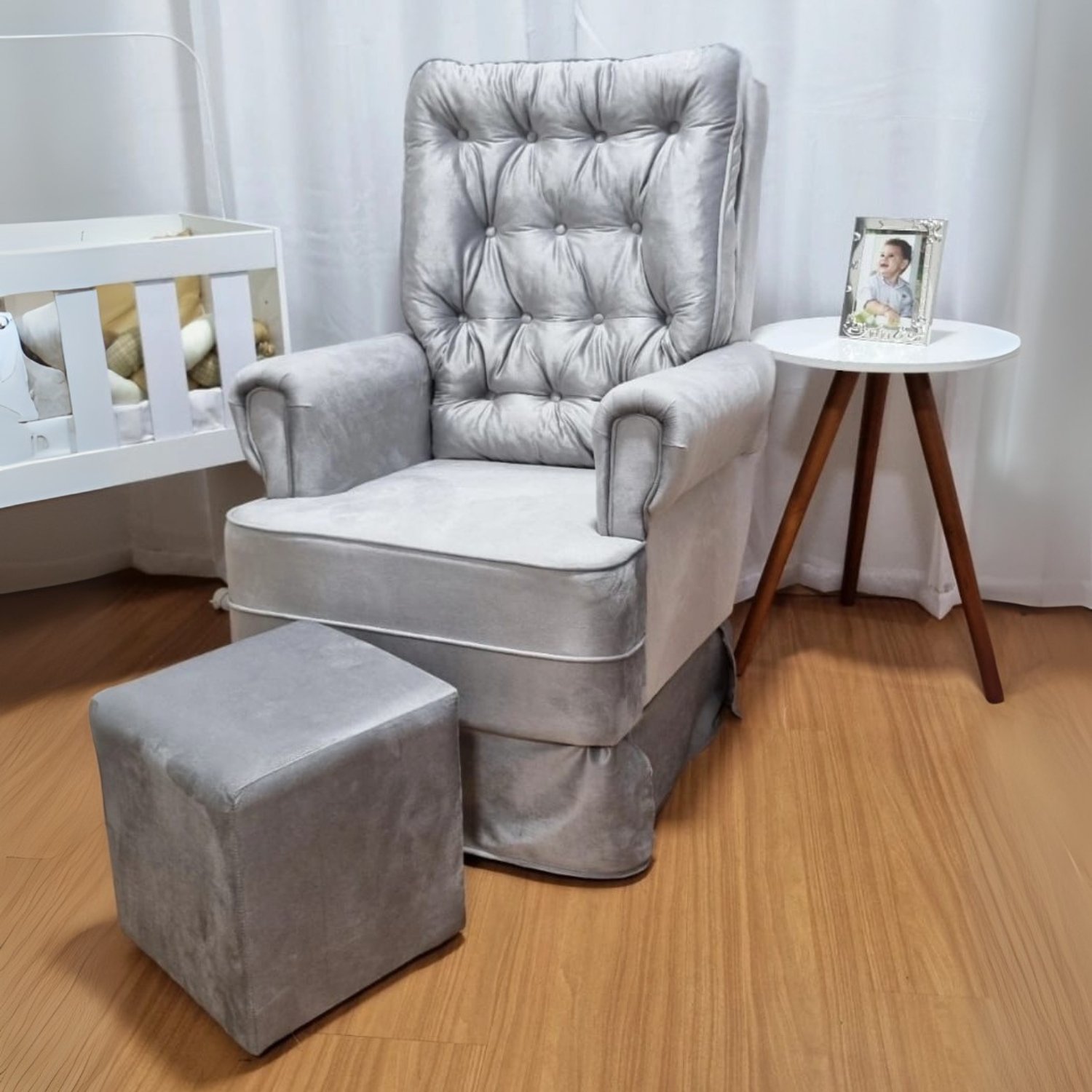 Poltrona Amamentação Marina Veludinho Cinza TB900 - BLISS BABY