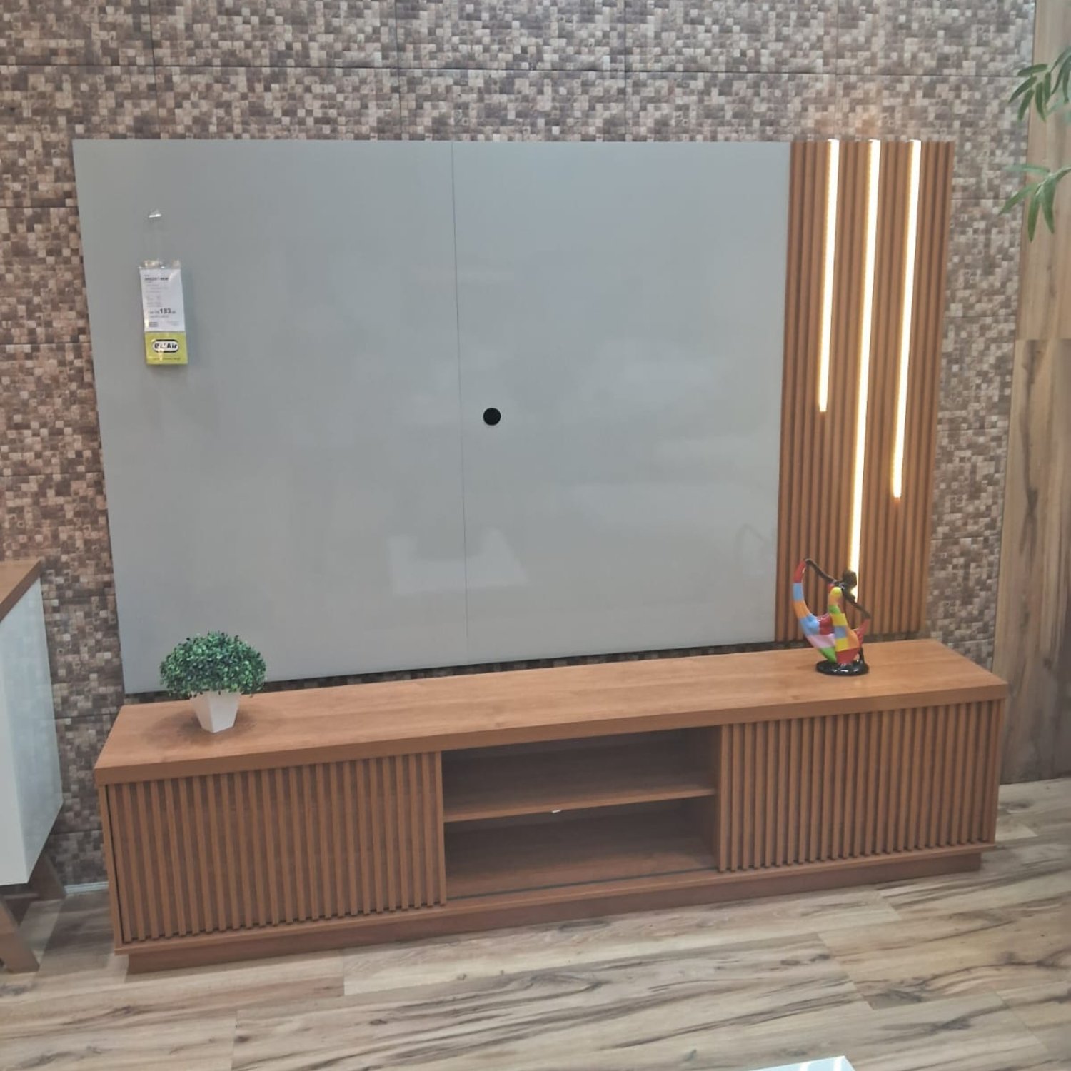 Home Theater até 75″ Valência/Arezzo New LED Naturale/Off White – MAVAULAR - Imagem 2