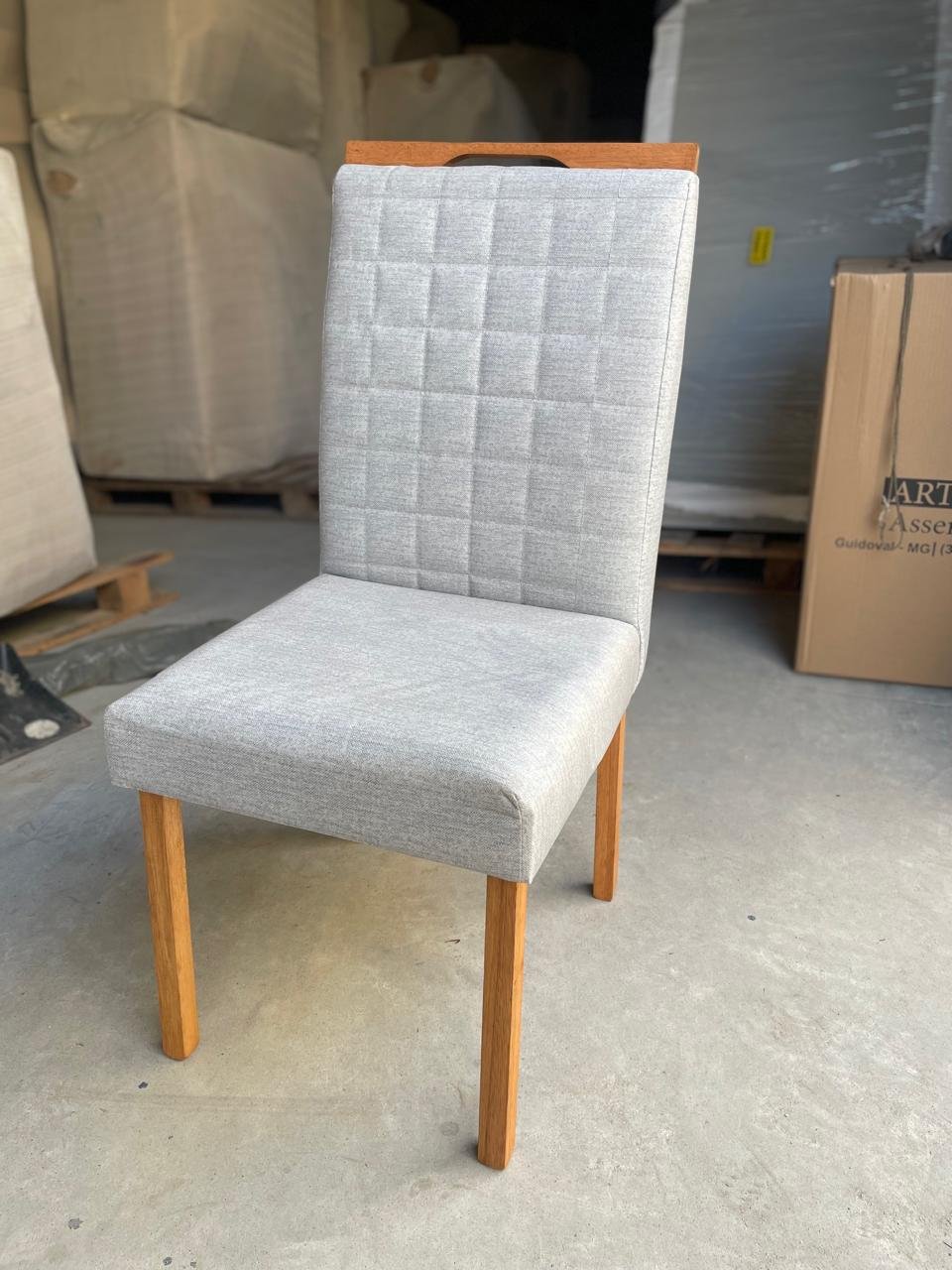 Kit 2 Cadeiras Pandora 01 Imbuia Mel/Veludo Cinza Prata 127 - CARVALHO DECOR - Imagem 3